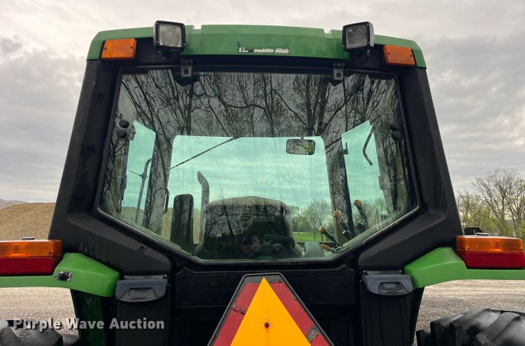 image for item LD9467 John Deere tractor