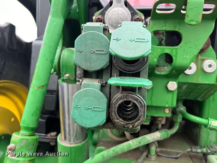 image for item LD9467 John Deere tractor