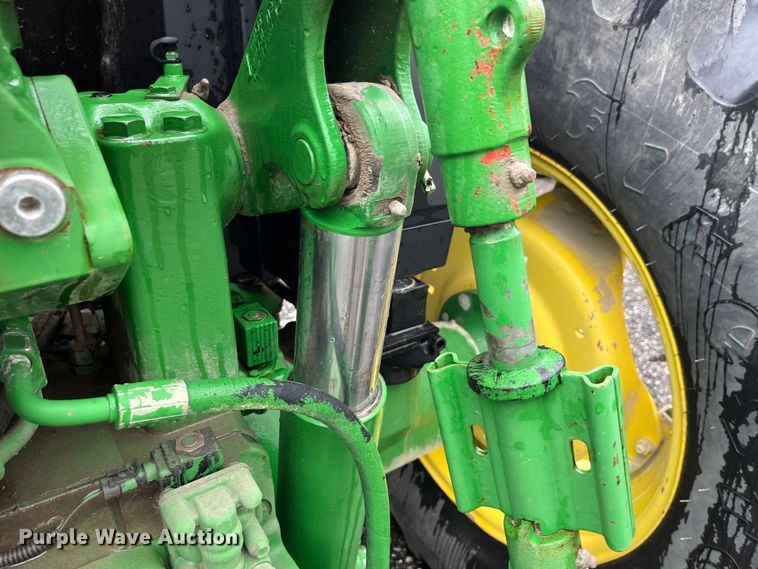 image for item LD9467 John Deere tractor