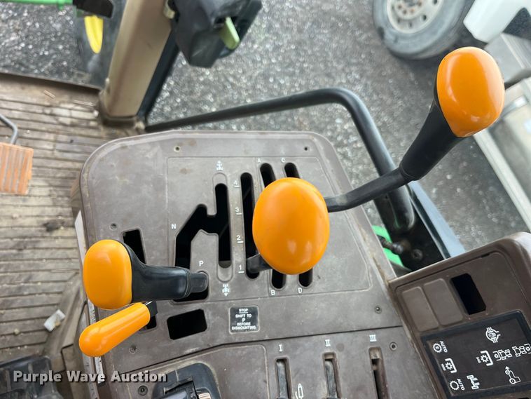 image for item LD9467 John Deere tractor