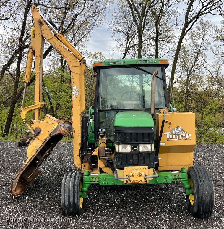 image for item LD9468 John Deere  tractor