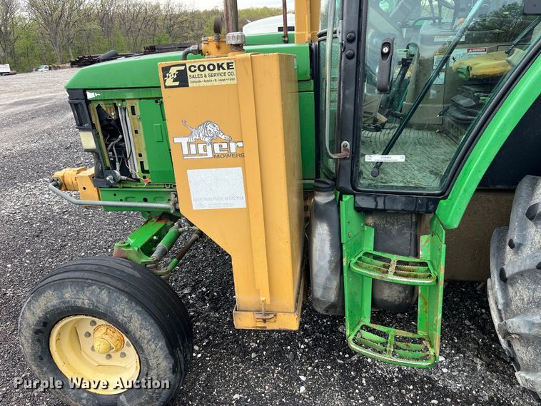 image for item LD9468 John Deere  tractor