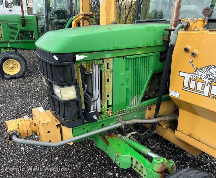 image for item LD9468 John Deere  tractor