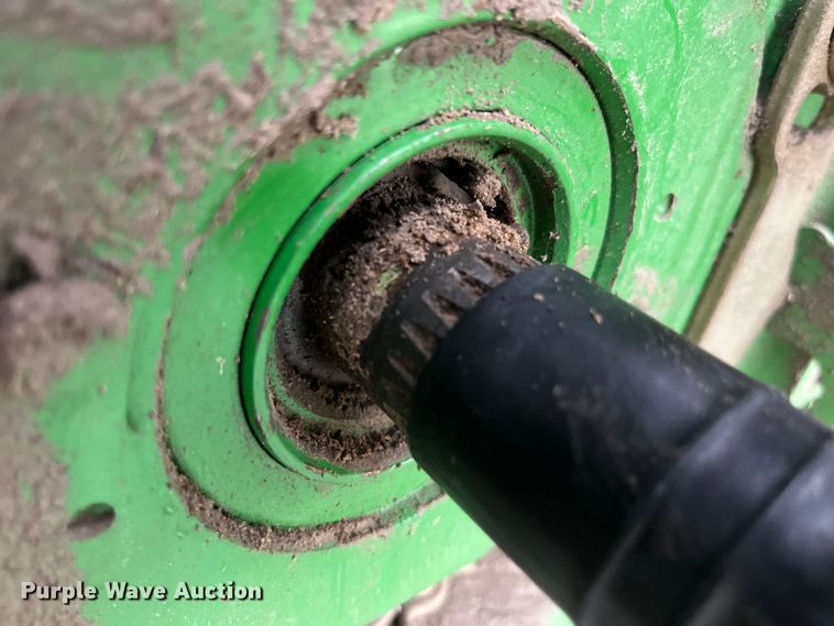 image for item LD9468 John Deere  tractor