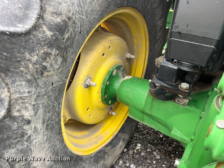 image for item LD9468 John Deere  tractor