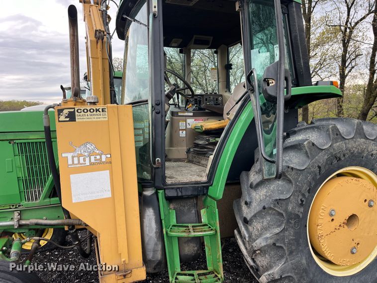 image for item LD9468 John Deere  tractor