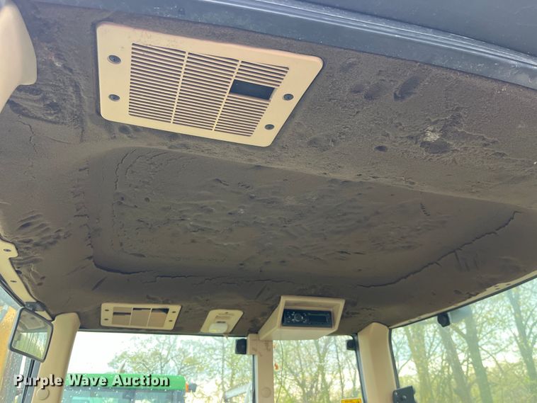 image for item LD9468 John Deere  tractor