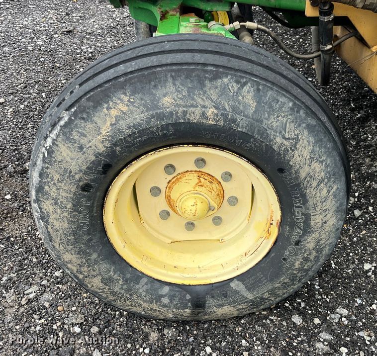 image for item LD9468 John Deere  tractor