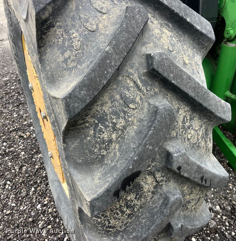 image for item LD9468 John Deere  tractor