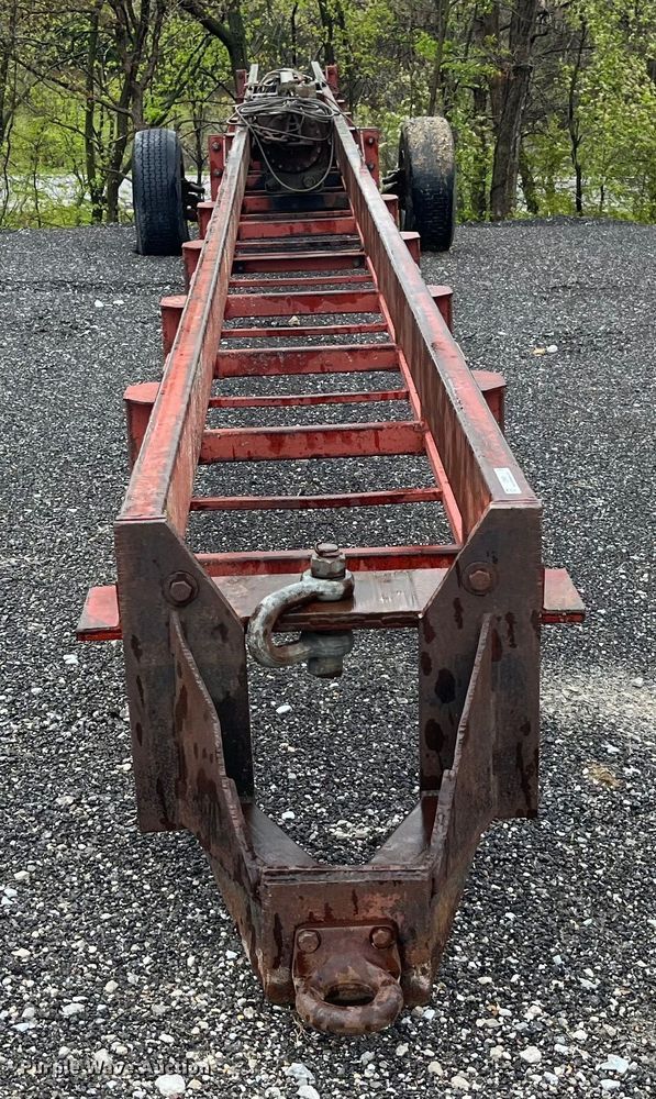 image for item LD9472 Pile driver