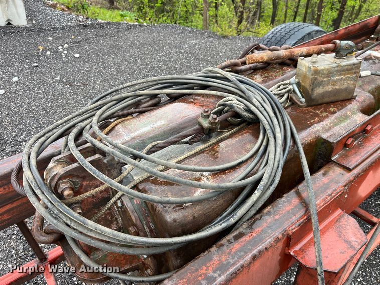 image for item LD9472 Pile driver