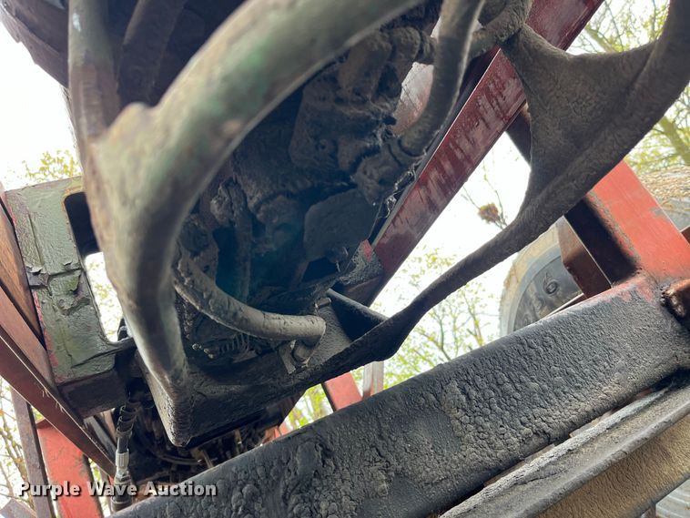 image for item LD9472 Pile driver