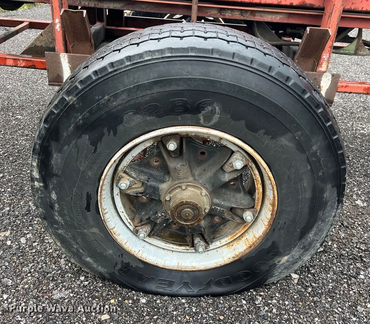 image for item LD9472 Pile driver