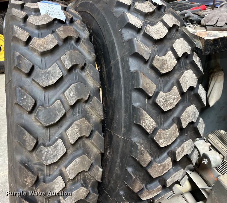 image for item LD9473 (8) 14.00R24 tires