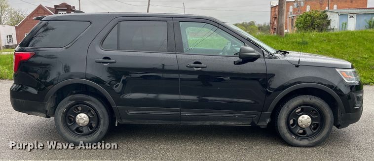 image for item LD9495 2017 Ford Explorer Police Interceptor  SUV