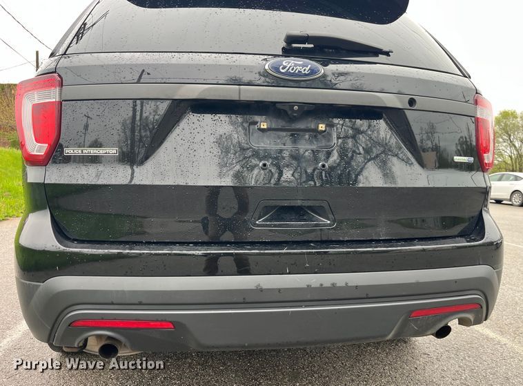 image for item LD9495 2017 Ford Explorer Police Interceptor  SUV