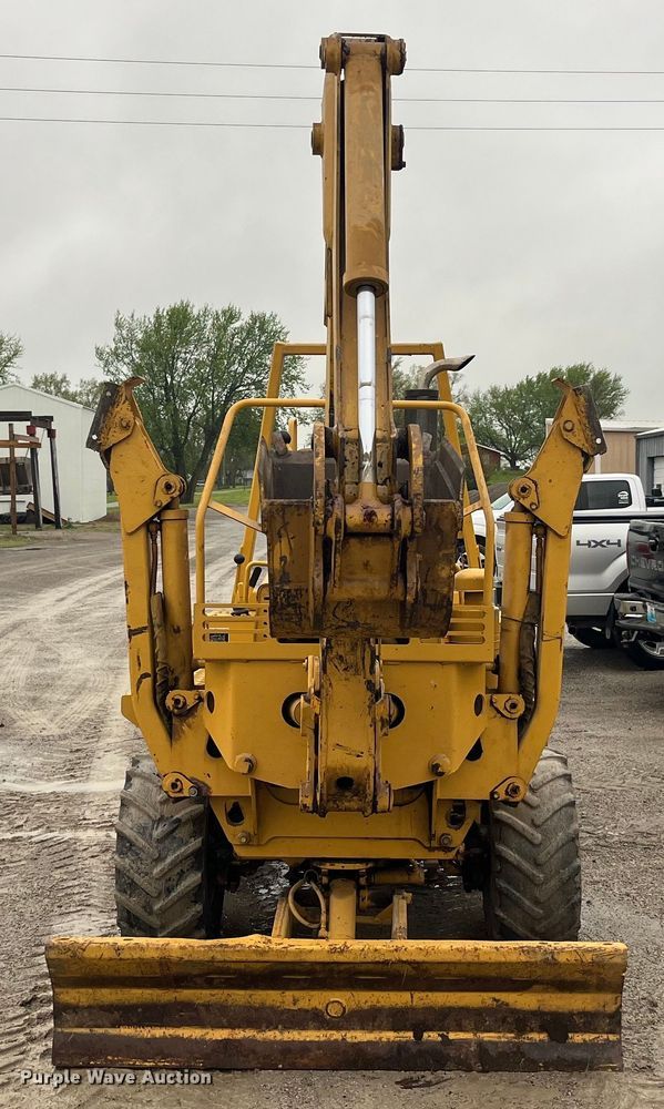 image for item LD9497 1997 Vermeer V4150A trencher