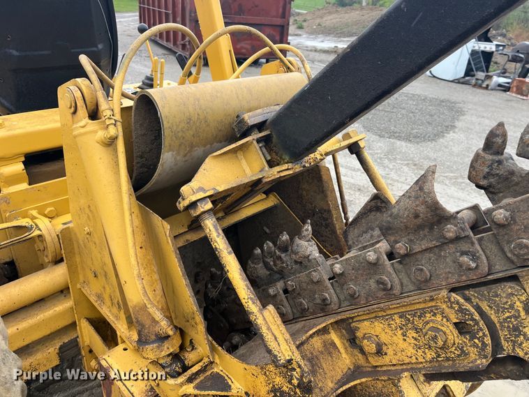 image for item LD9497 1997 Vermeer V4150A trencher