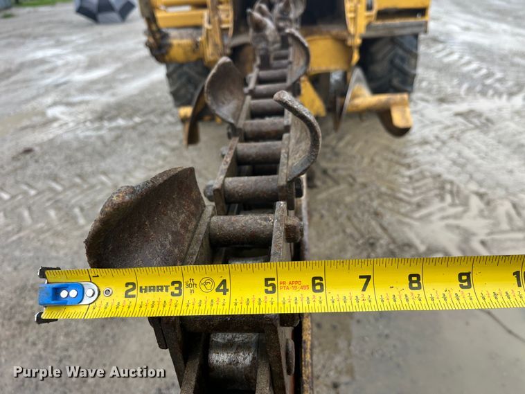 image for item LD9497 1997 Vermeer V4150A trencher