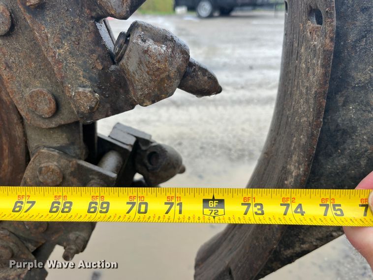 image for item LD9497 1997 Vermeer V4150A trencher