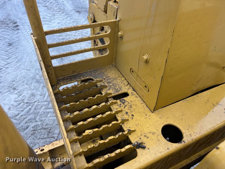 image for item LD9497 1997 Vermeer V4150A trencher