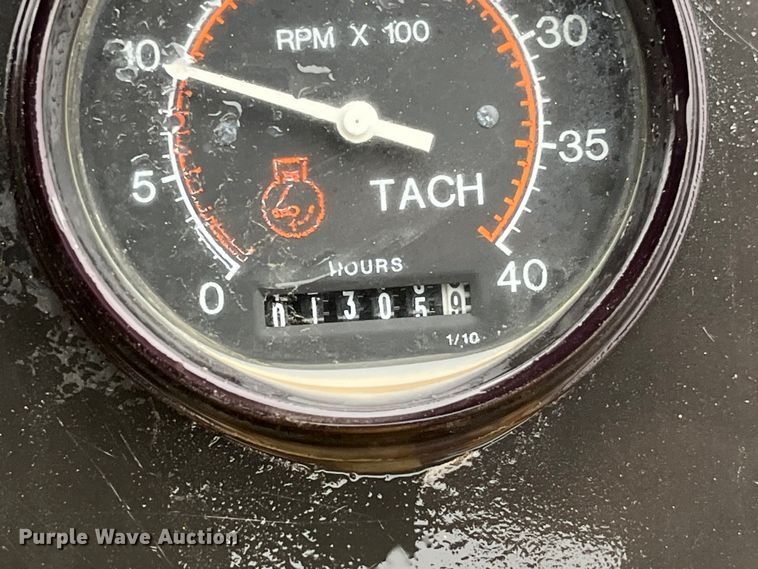 image for item LD9497 1997 Vermeer V4150A trencher