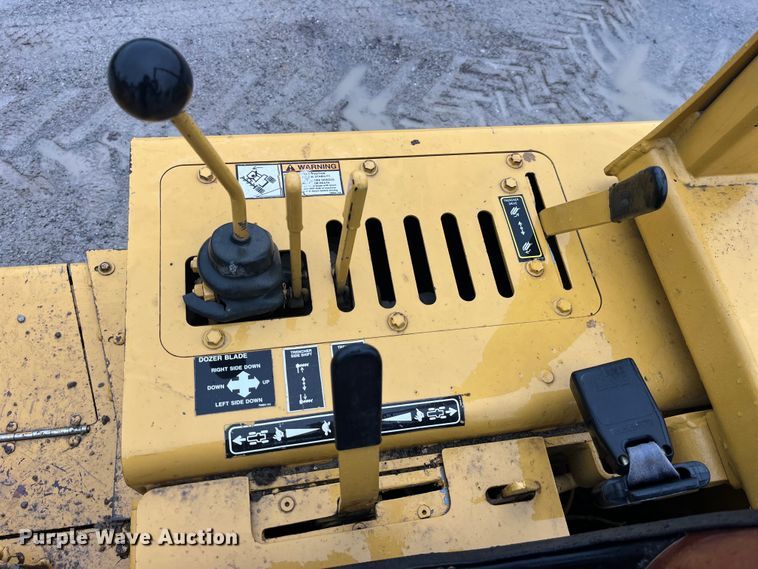 image for item LD9497 1997 Vermeer V4150A trencher