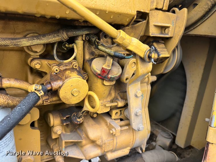 image for item LD9497 1997 Vermeer V4150A trencher