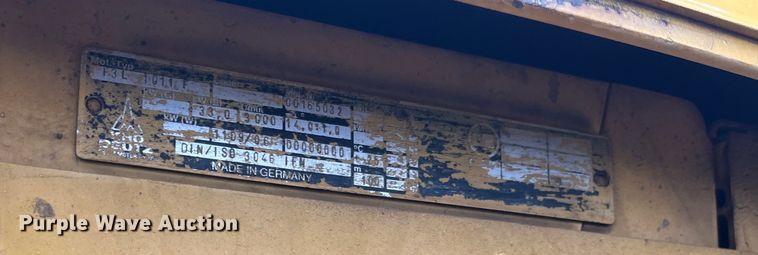 image for item LD9497 1997 Vermeer V4150A trencher