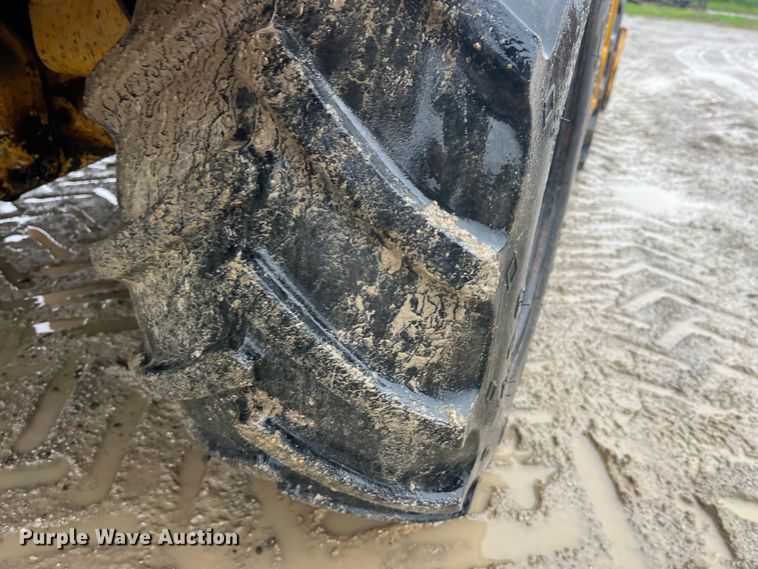 image for item LD9497 1997 Vermeer V4150A trencher