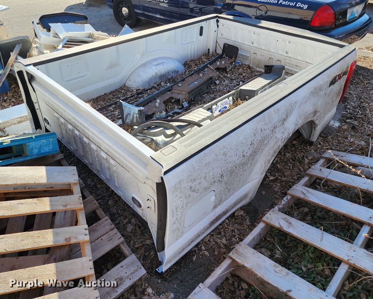 image for item LH9911 Ford pickup bed