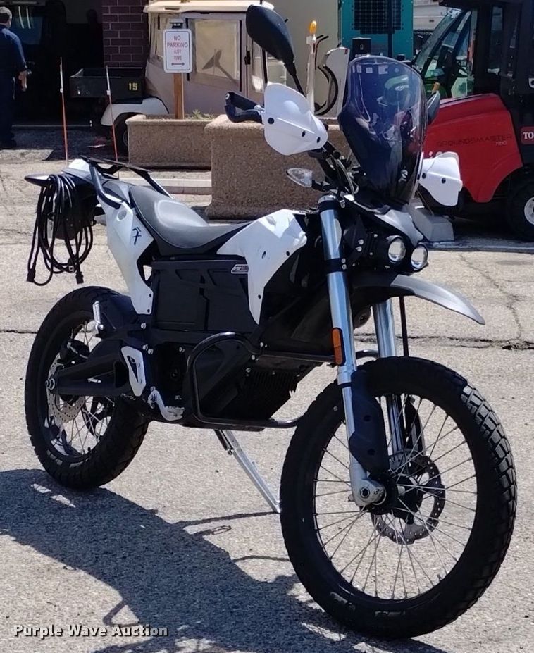 image for item LO9009 2016 Z-Force FX  motorcycle