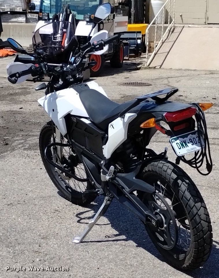 image for item LO9009 2016 Z-Force FX  motorcycle