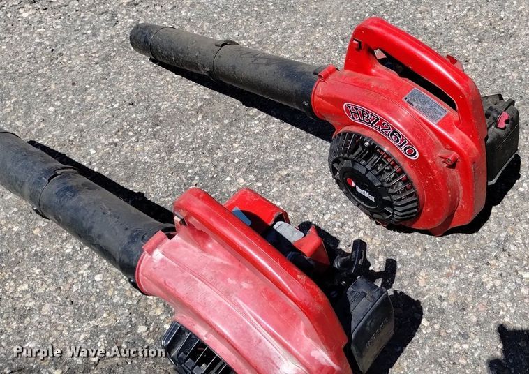 image for item LO9010 Lawn equipment 