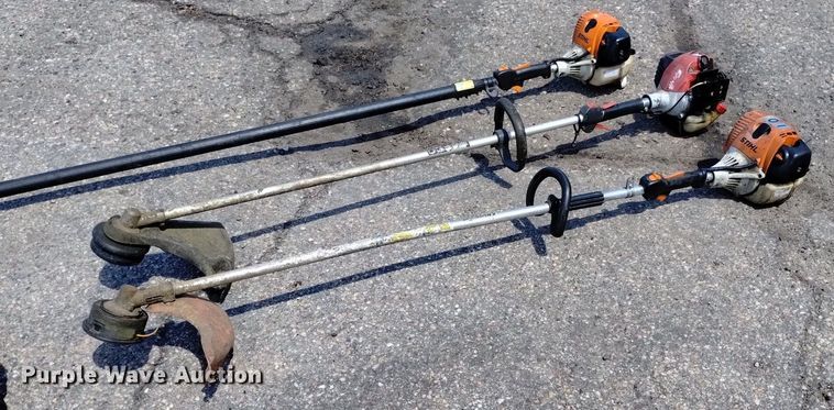 image for item LO9010 Lawn equipment 