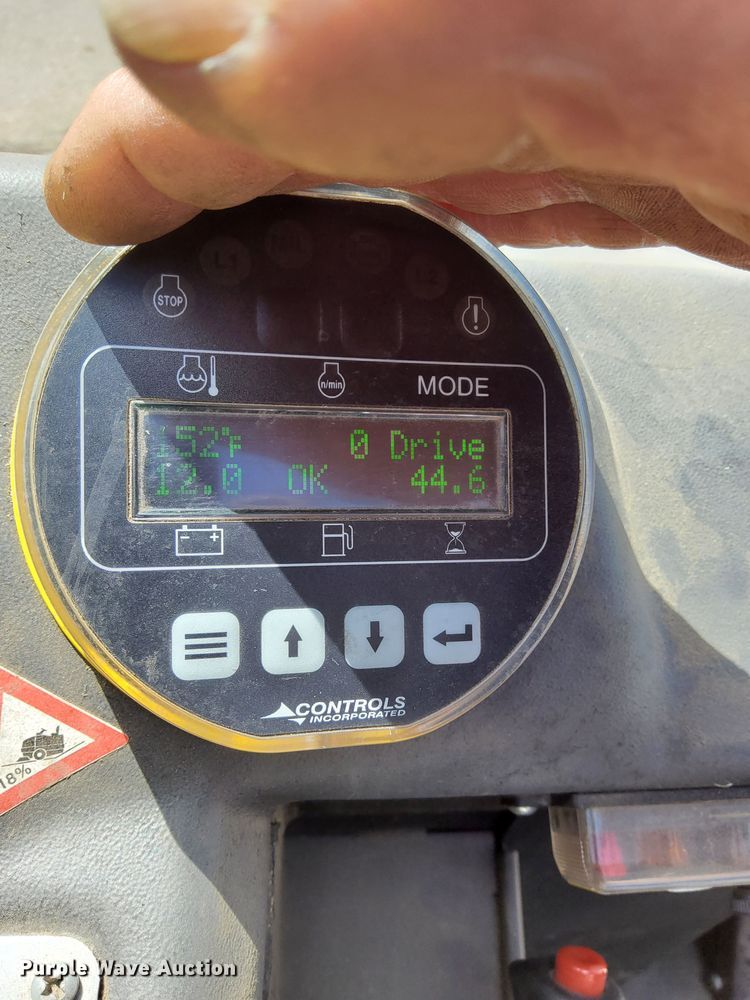 image for item LO9013 2015 Karcher KM130/300RLFGKNA sweeper