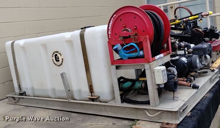 image for item LO9015 Chemical Containers  applicator skid