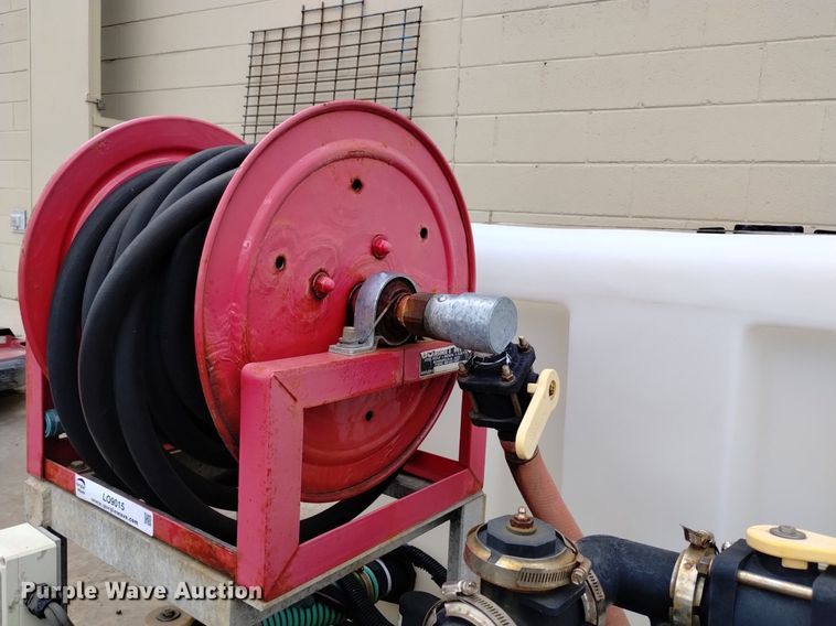 image for item LO9015 Chemical Containers  applicator skid