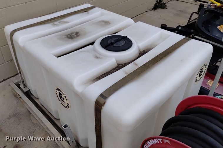 image for item LO9015 Chemical Containers  applicator skid