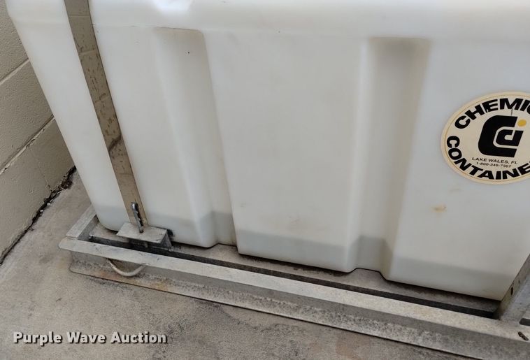 image for item LO9015 Chemical Containers  applicator skid