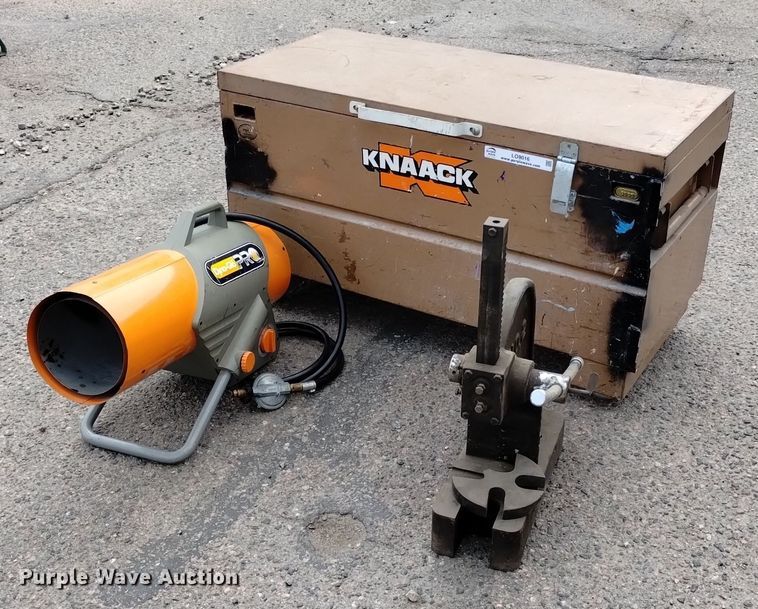 image for item LO9016 Tools