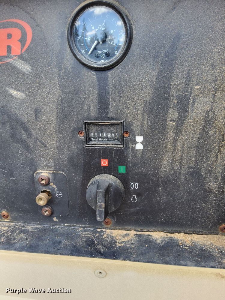 image for item LO9020 2011 Ingersoll Rand  P185 air compressor