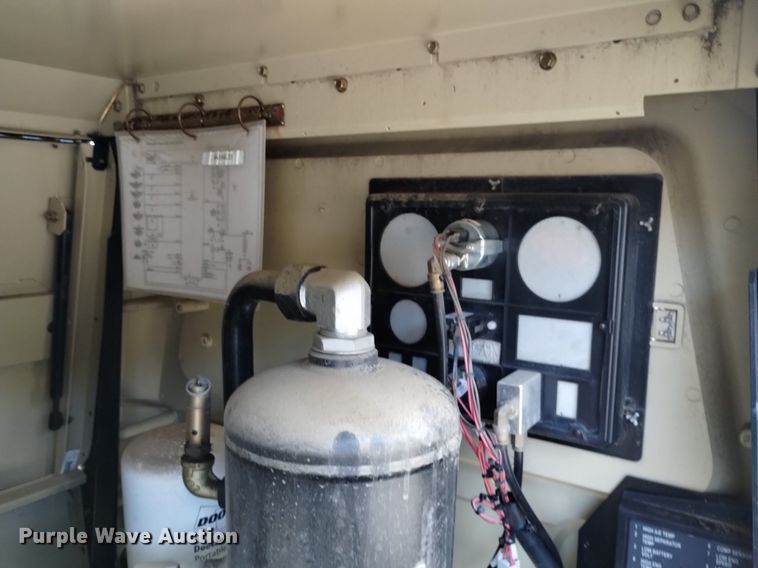 image for item LO9020 2011 Ingersoll Rand  P185 air compressor