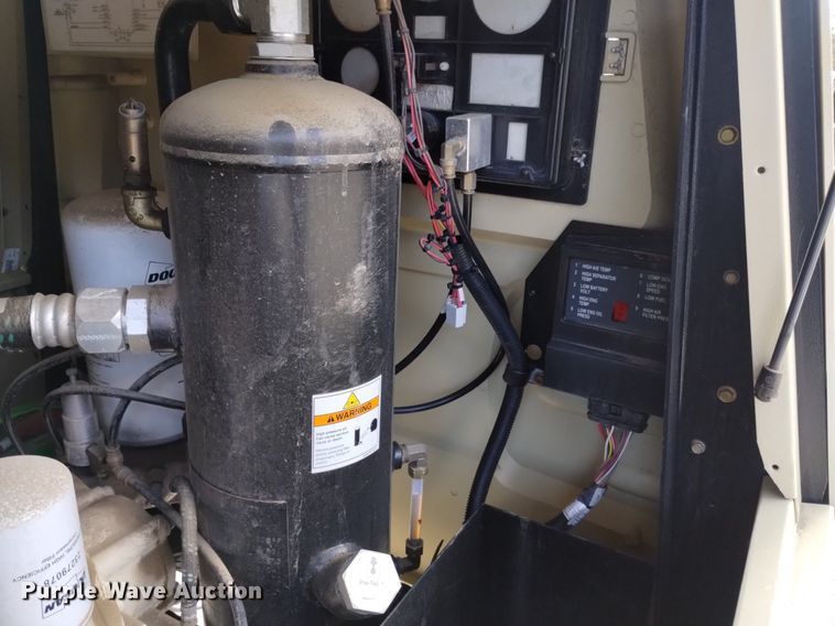 image for item LO9020 2011 Ingersoll Rand  P185 air compressor