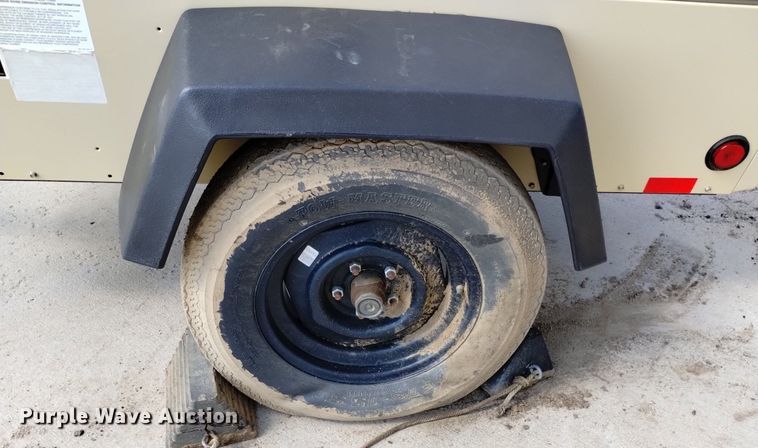 image for item LO9020 2011 Ingersoll Rand  P185 air compressor