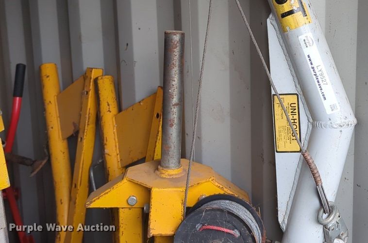 image for item LY9527 Uni-Hoist retrieval system