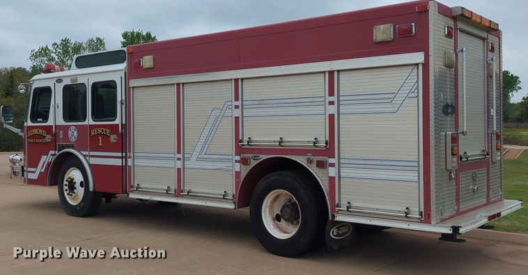 image for item LY9528 1994 E-One fire truck