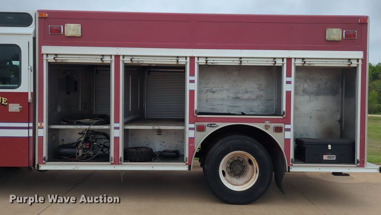 image for item LY9528 1994 E-One fire truck