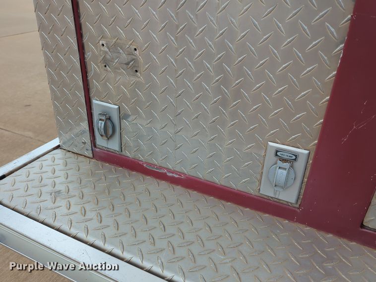 image for item LY9528 1994 E-One fire truck