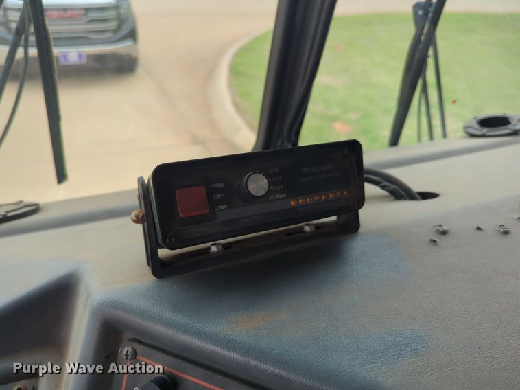 image for item LY9528 1994 E-One fire truck